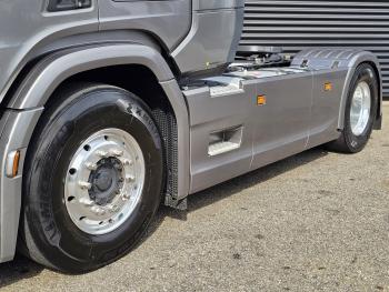R450 4x2 / FULL AIR / PARKING COOLER / 2 TANKS / PTO